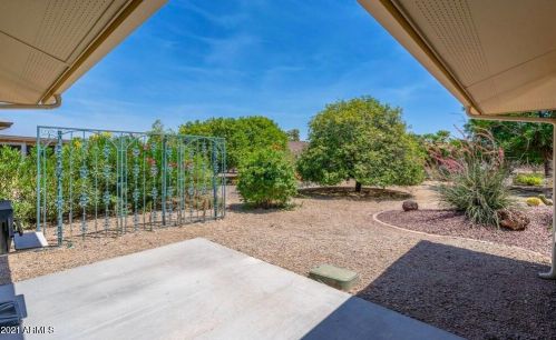 9713 Rodeo Ct, Sun City, AZ 85373-1126