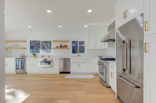 2146 Toscanini Dr, Rancho Palos Verdes CA  90275-1420 exterior