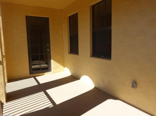 8988 Cambria Cir, Naples FL  34113-3386 exterior