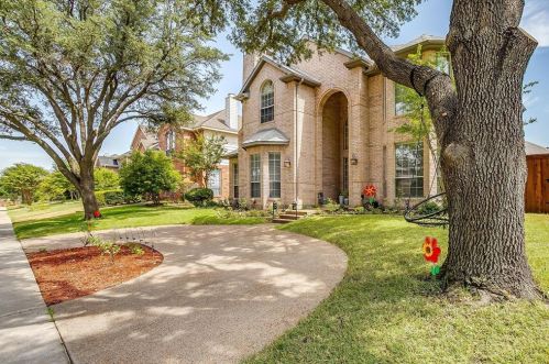 3944 Sunflower Ln, Plano, TX 75025-2021