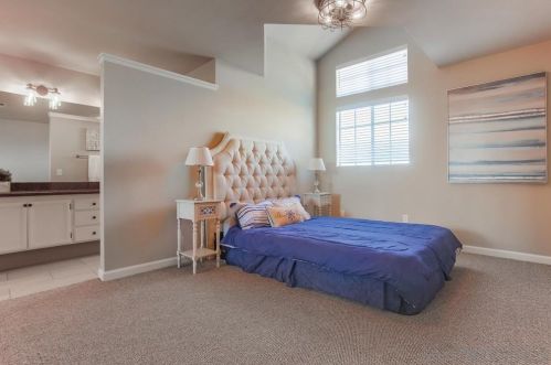 11781 Caminito De Las Missiones, San Diego CA 92128-3342 exterior