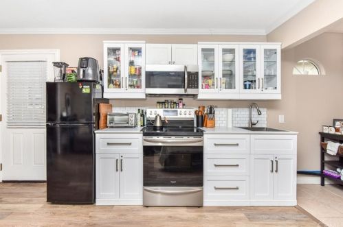 6003 Eckleson St, Lakewood CA  90713-1910 exterior