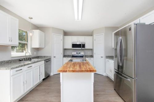 10301 Frog Pond Dr, Riverview, FL 33569-2712