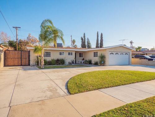 8006 Sycamore Ave, Riverside, CA 92504-3049