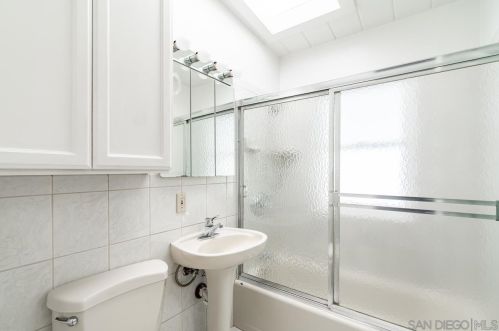 4217 Gresham St, San Diego CA  92109-5342 exterior
