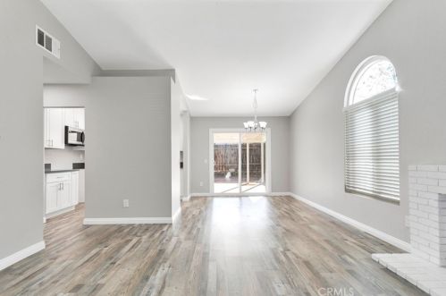 13689 Gemini St, Victorville CA  92392-9078 exterior