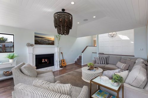 1539 Cliff Dr, Santa Barbara CA  93109-1733 exterior