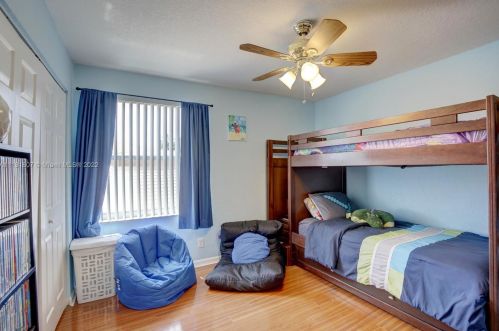 2053 149th Ave, Hollywood FL 33027-4340 exterior