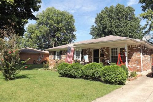 2217 Cavalier Dr, Louisville, KY 40216-2931