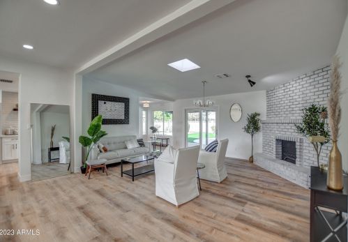 6630 Sharon Dr, Scottsdale AZ  85254-3950 exterior