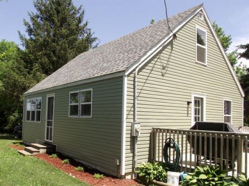 4947 100th St, Ewart, IA 50171-8479