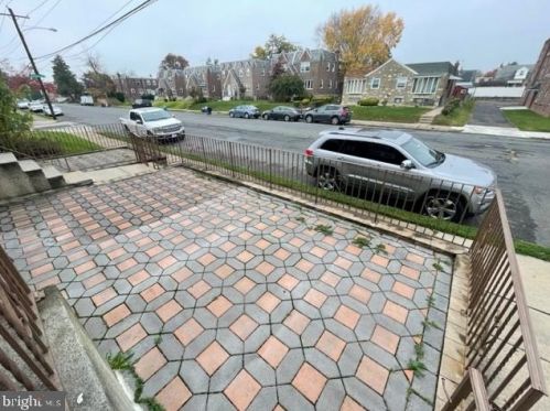 901 Friendship St, Philadelphia PA  19111-4104 exterior