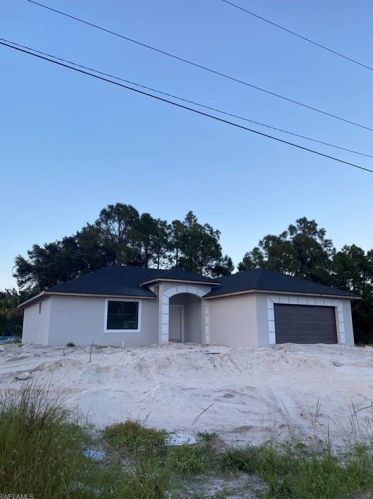 350 Piper Ave, Lehigh Acres, FL 33974-2441