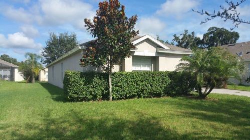 2212 Pine Oaks Trl, Kissimmee, FL 34746-2244