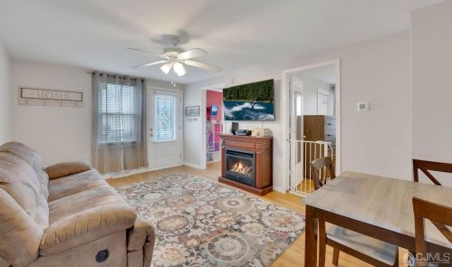 10 Kensington Ave, Old Bridge NJ  08857-1109 exterior