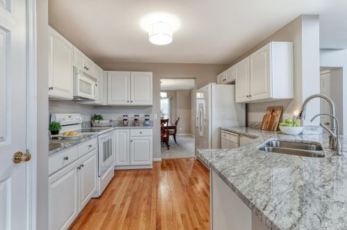 1083 Rivermeade Dr, Taylorsport, KY 41048-7329