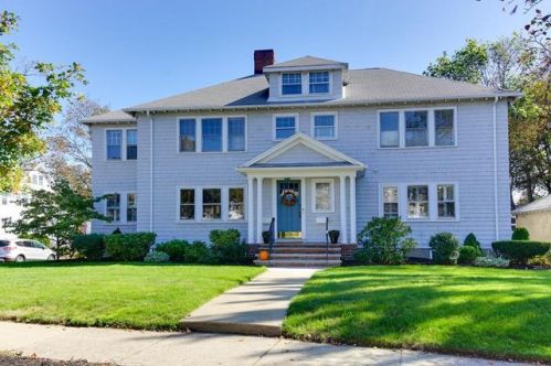 7 Victoria Rd, Arlington, MA 02474-3011