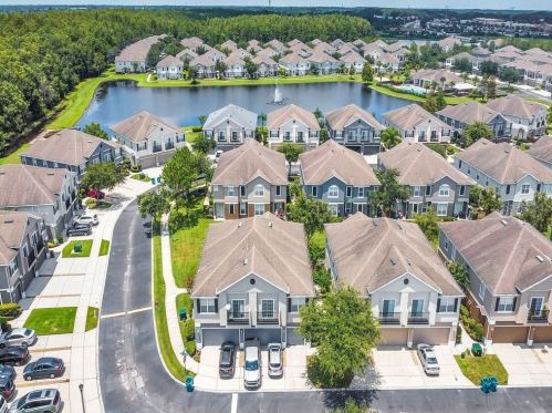 6636 Goldenrod Rd, Orlando, FL 32822-8736