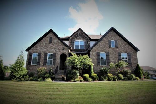 200 Rock Cress Rd, Nolensville TN  37135-9631 exterior