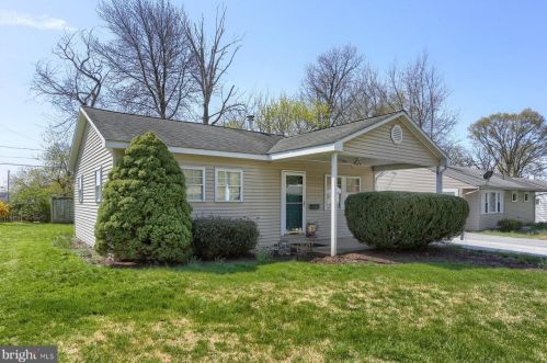 3549 Green St, Camp Hill, PA 17011-4319