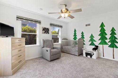 3633 100, Milwaukee WI 53222-2430 exterior