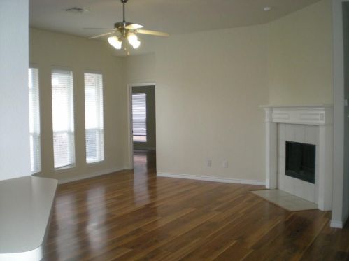 1623 Warm Springs Dr, Allen TX  75002-1884 exterior