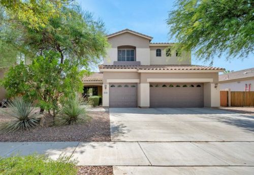 4644 Maverick Ave, Gilbert, AZ 85297-9528
