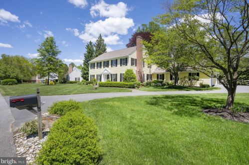 5 Squirrel Run, Wilmington, DE 19807-2030
