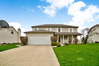 2041 Lexington Dr, Perrysburg, OH 43551-5449