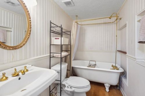 645 Davis Rd, League City TX  77573-2848 exterior