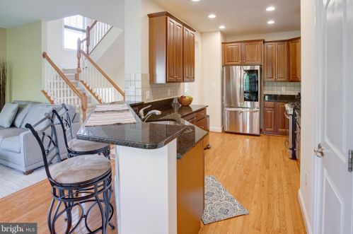 16002 Pitner St, Haymarket VA  20169-4956 exterior