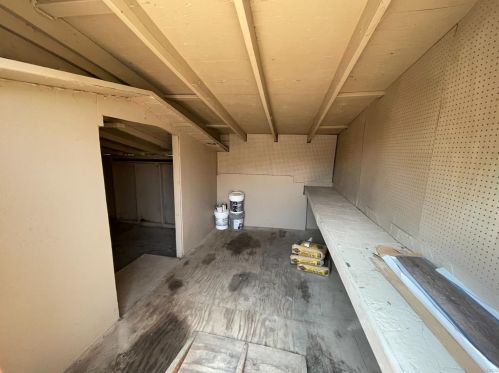 102 Thompson Ave, Ukiah CA  95482-6543 exterior