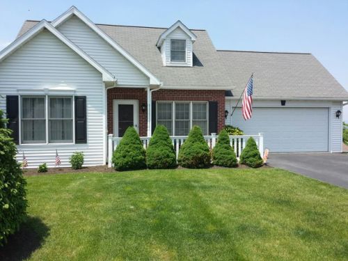 451 Acer Dr, Blandon, PA 19510-9553