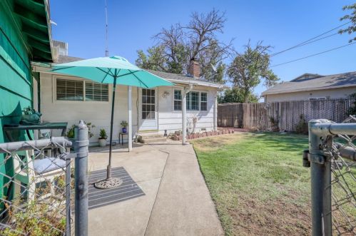 707 Q St, Rio Linda, CA 95673-1428