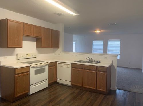 1461 Water Lily Dr, Oak Point, TX 75068-7306