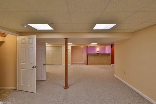 6608 Carmel Dr, Macungie PA  18062-8763 exterior