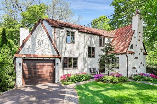 18 Secor Rd, Scarsdale, NY 10583-7112