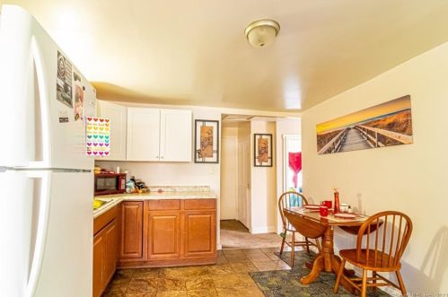 28 Oak St, Norwich CT  06360-5111 exterior