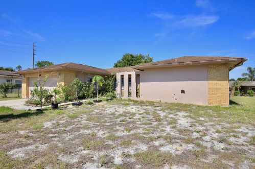 1514 New World Ct, Orlando, FL 32818-5706