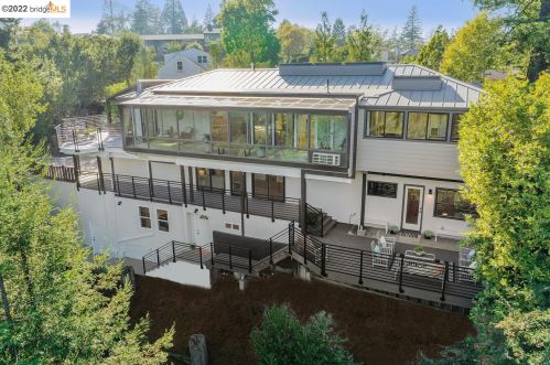 1051 Woodside Rd, Berkeley, CA 94708-1720