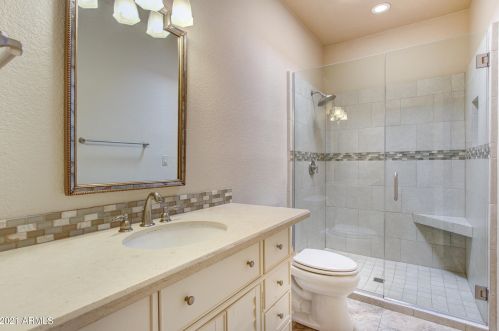 5533 Desert Hills Dr, Scottsdale AZ  85254-5727 exterior