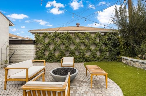 1932 Montair Ave, Long Beach CA  90815-3011 exterior