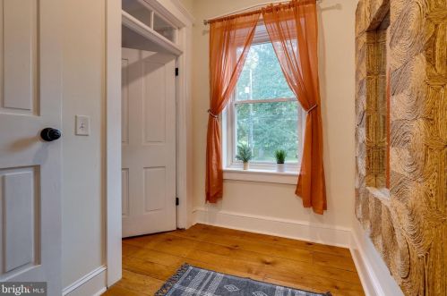 721 Orange St, Lancaster PA  17602-3118 exterior