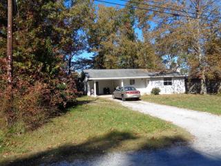 6007 Osage Rd, Crossville TN  38572-6665 exterior