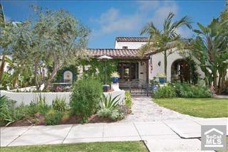 320 Brookdale Pl, Fullerton, CA 92832-1426