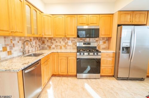 247 Mccosh Rd, Montclair NJ  07043-2107 exterior