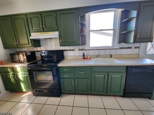 4271 Route 27, Princeton NJ  08540-8705 exterior