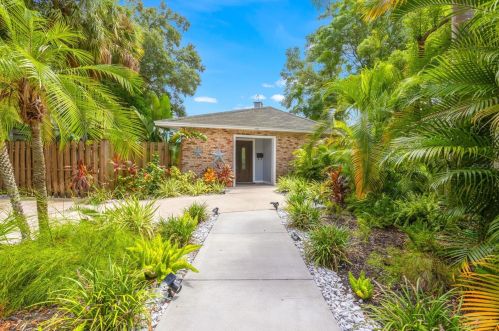222 11th Ave, Saint Petersburg, FL 33701-1734