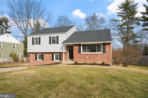 141 Waterloo Ave, Berwyn, PA 19312-1732