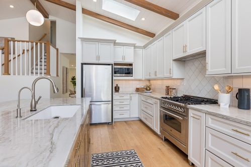 718 Calabria Dr, Santa Barbara CA  93105-4506 exterior